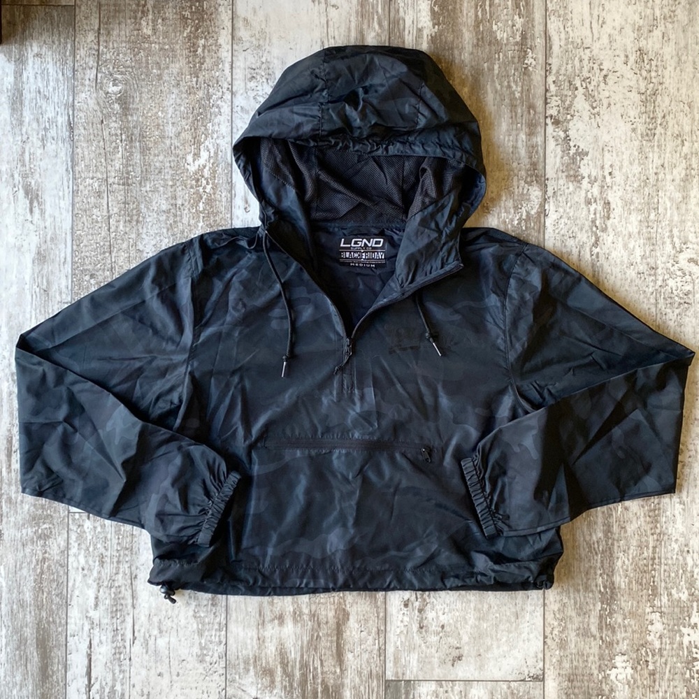 NEW | LGND Women’s Cropped Wind Breaker Jacket